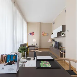  Apartamento Hemeras Boutique Homes - Design Near Duomo Cathedral